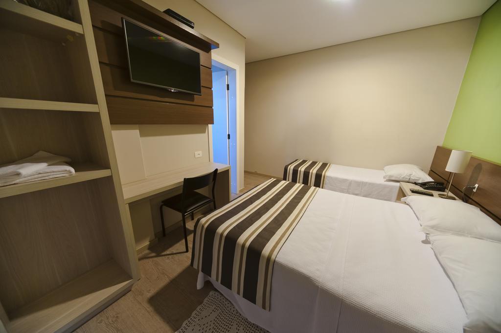 Hotel Sol By Mrhotelaria Curitiba Eksteriør bilde