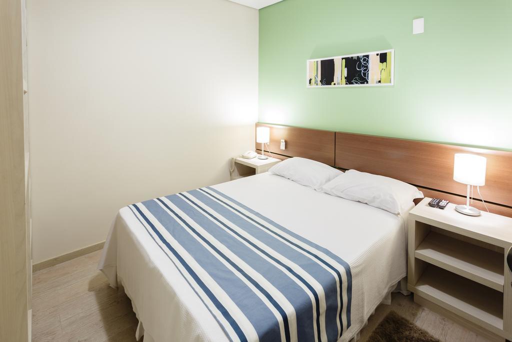 Hotel Sol By Mrhotelaria Curitiba Eksteriør bilde